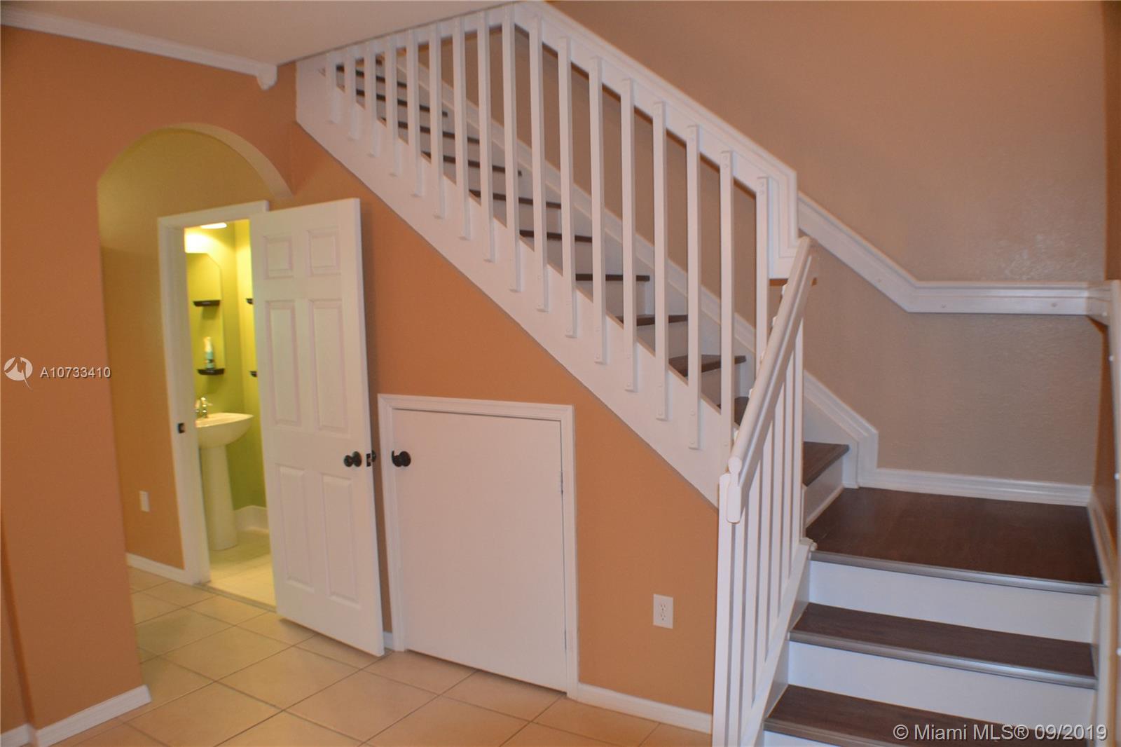 CAMBRIDGE PARK - Residential Lease