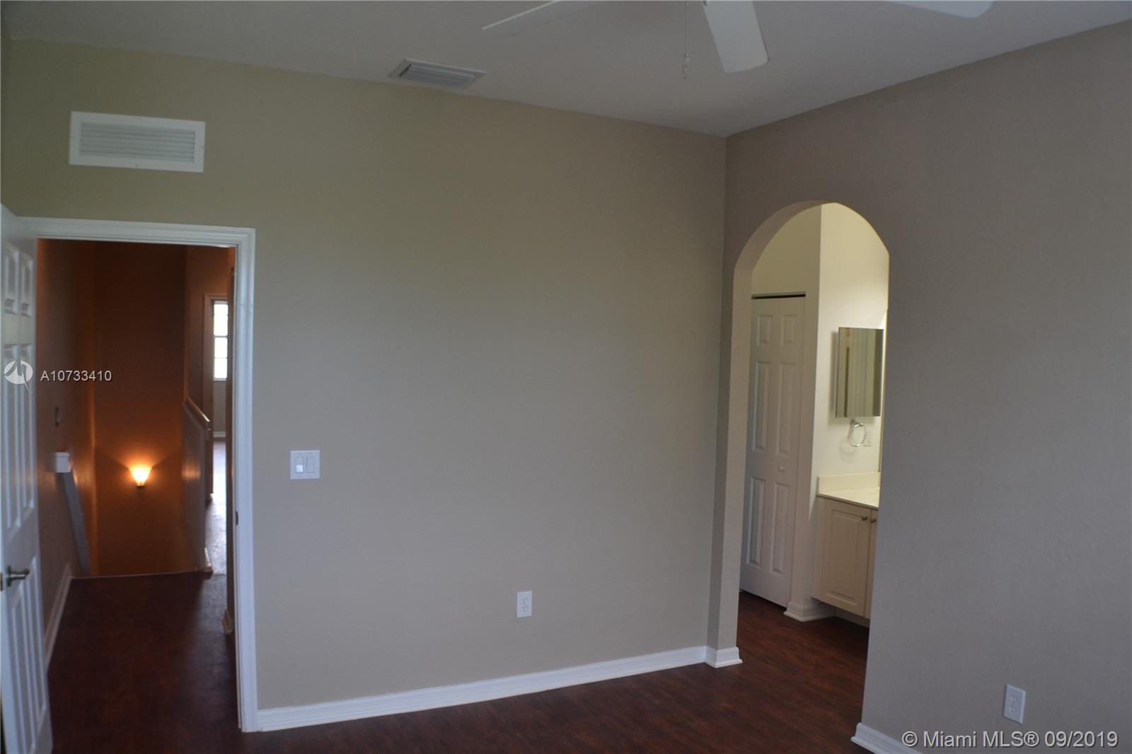 CAMBRIDGE PARK - Residential Lease