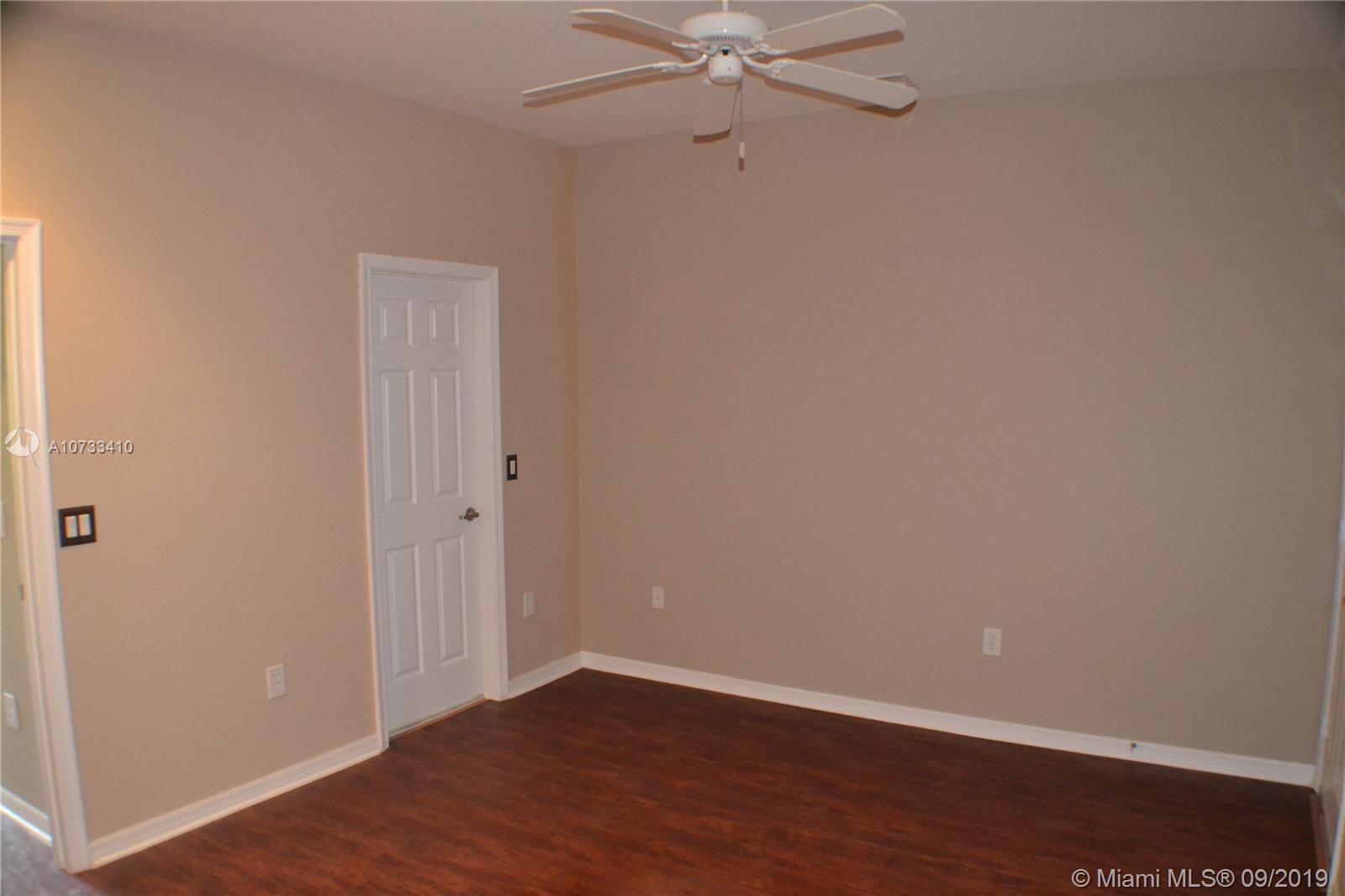 CAMBRIDGE PARK - Residential Lease