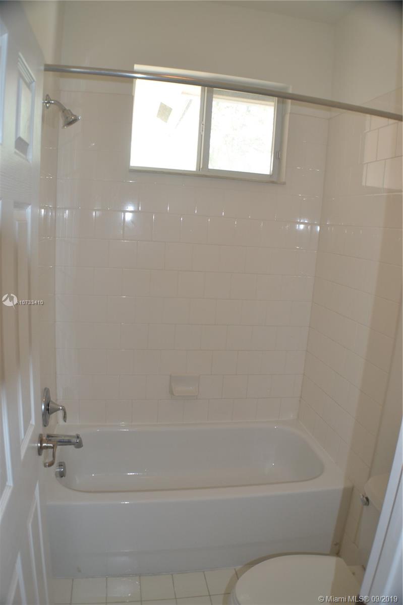 CAMBRIDGE PARK - Residential Lease