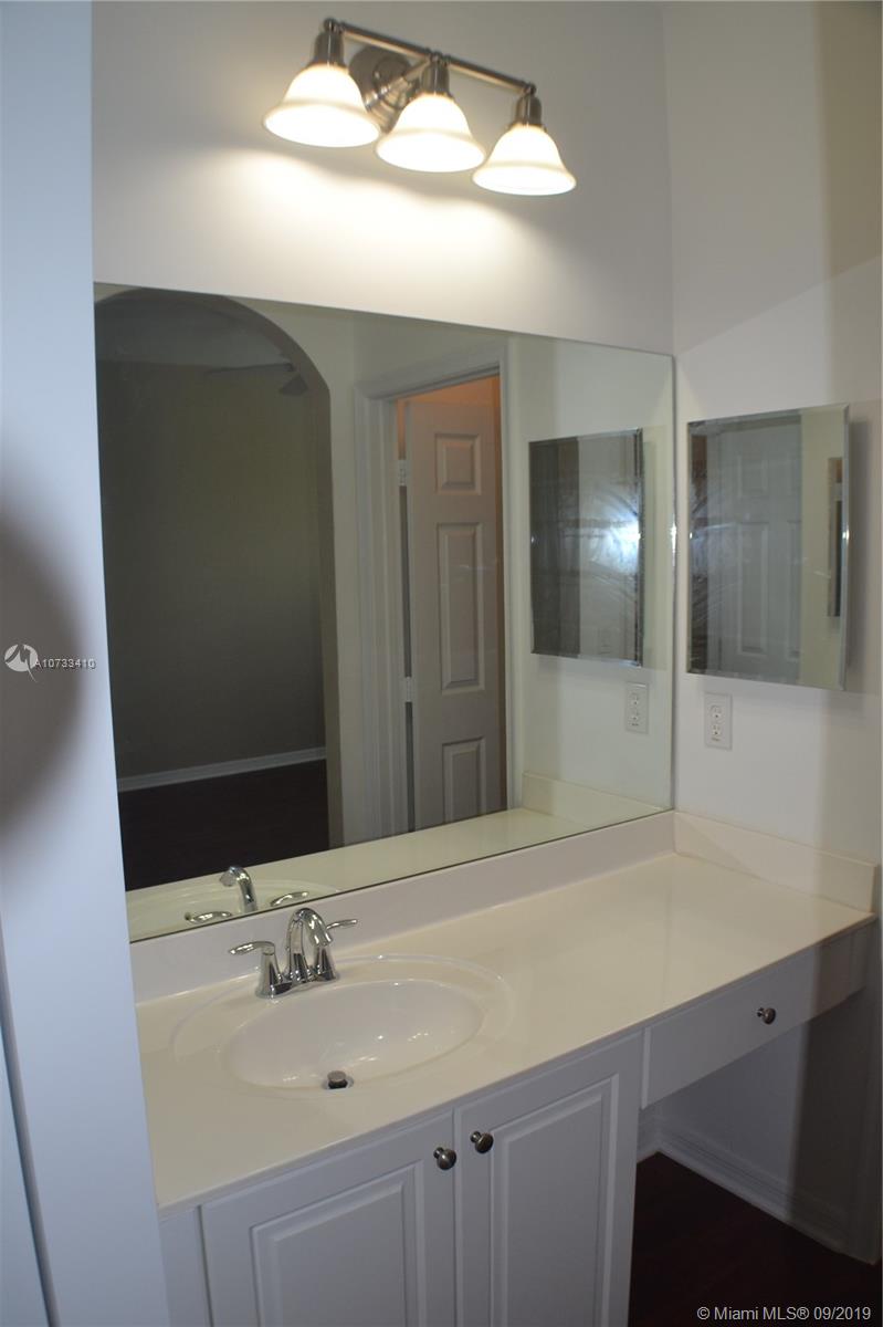 CAMBRIDGE PARK - Residential Lease