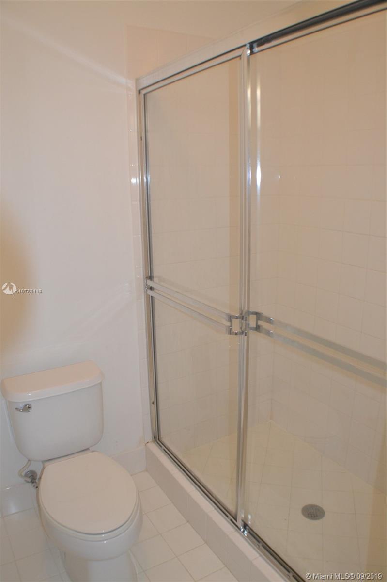 CAMBRIDGE PARK - Residential Lease