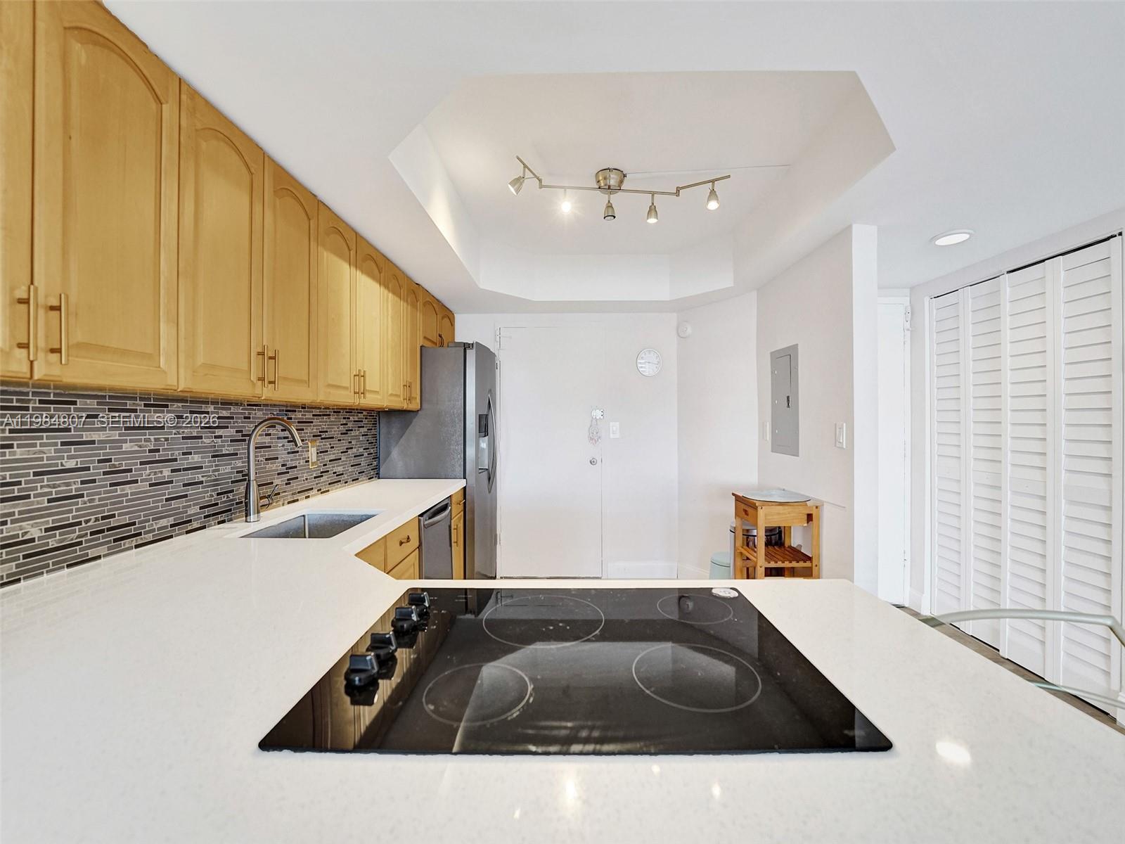 BUCKLEY TOWERS CONDO - EA - Residential