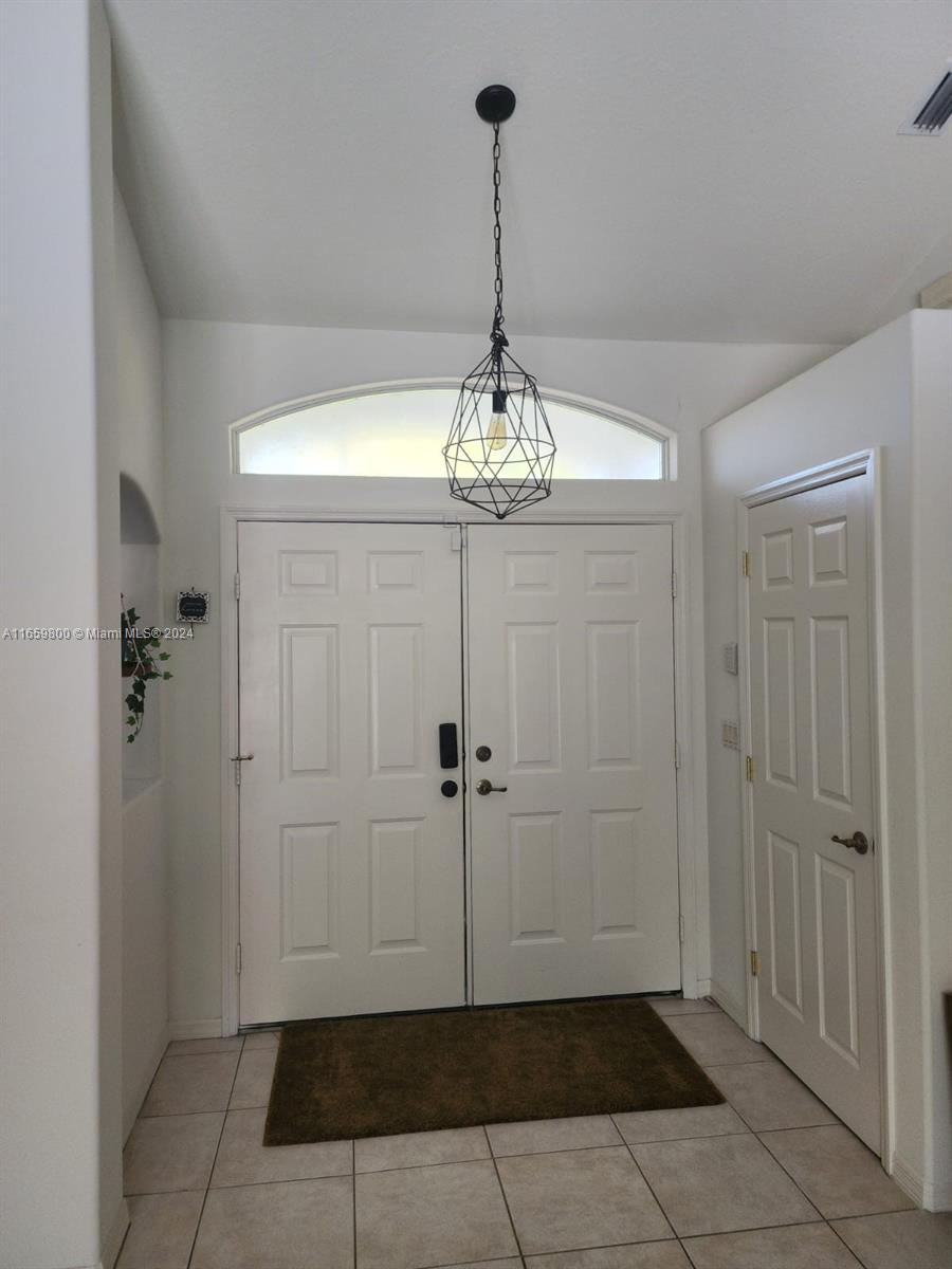 4860 47th Ct 0