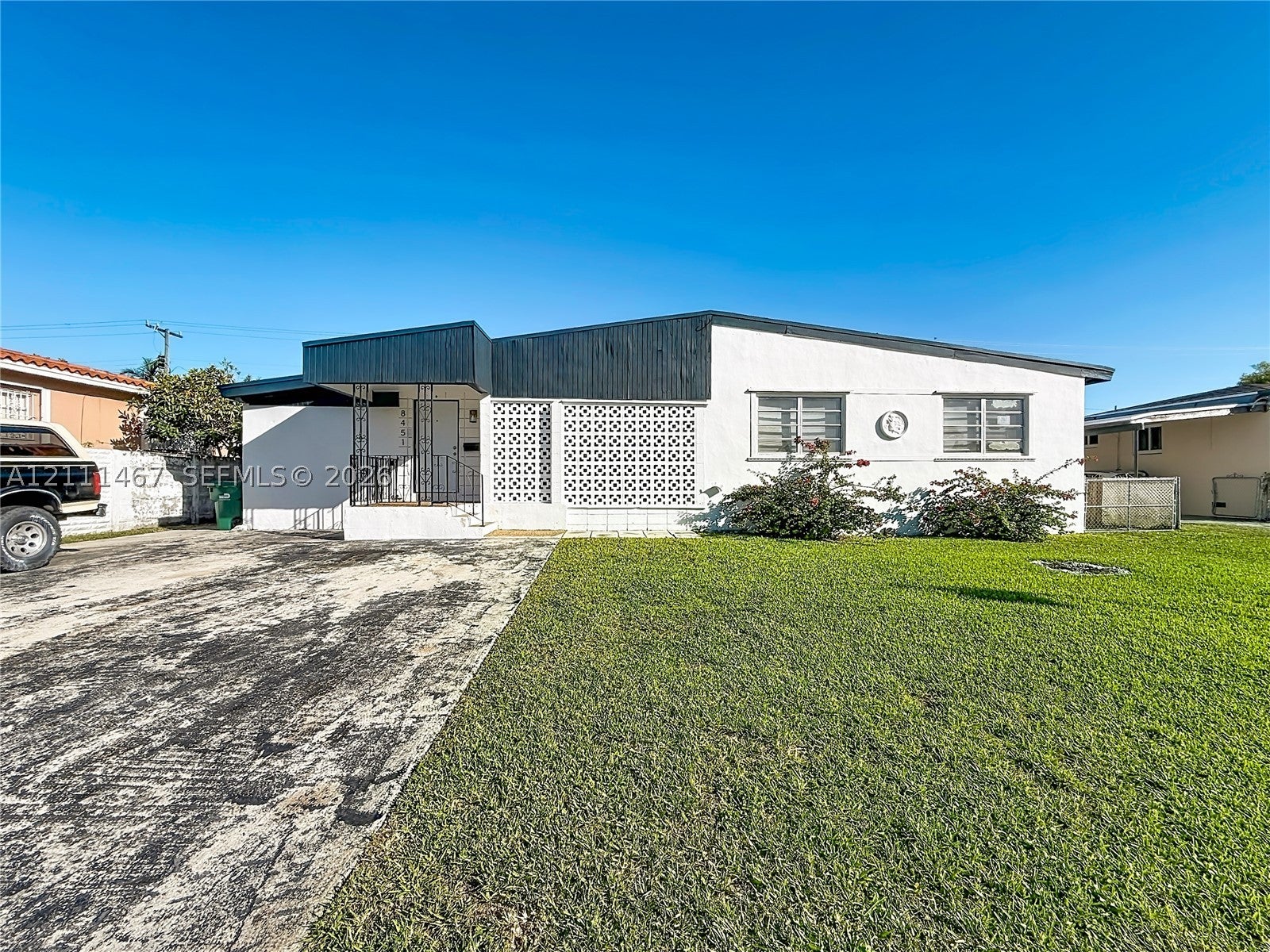 8451 SW 35th Ter