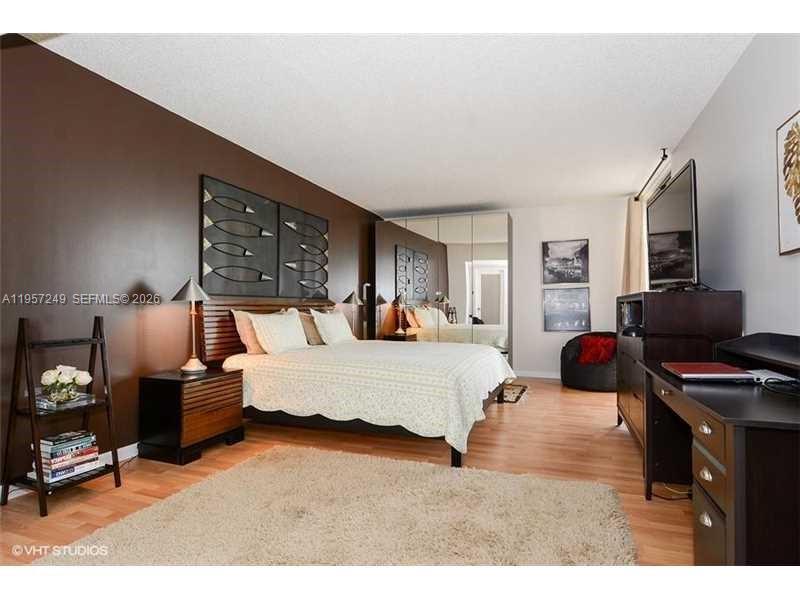 TURNBERRY ISLE CONDO - Residential