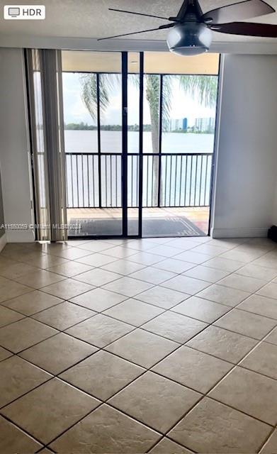 LAKE EMERALD CONDOMINIUM - Residential