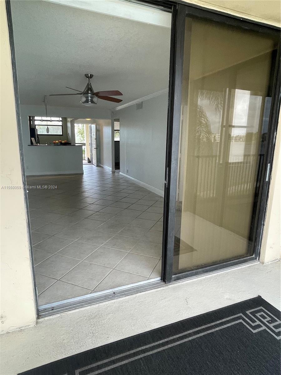 LAKE EMERALD CONDOMINIUM - Residential