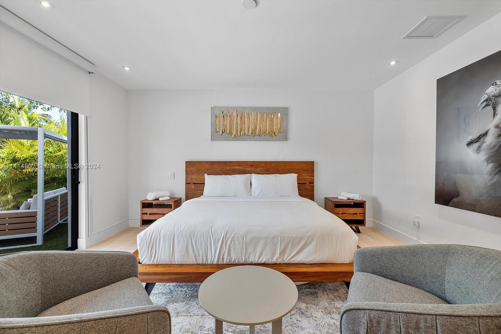 RICHARDS MIAMI SHORES - Residential