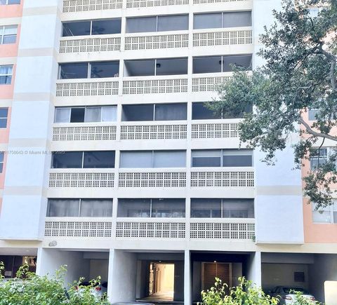 3301 Spanish Moss Ter 510 Lauderhill FL 33319