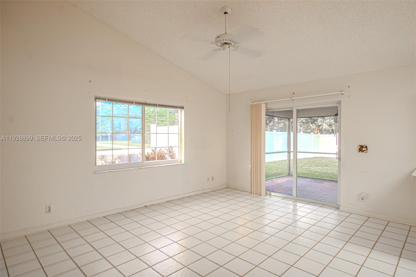 BAY WINDS 4 - Residential