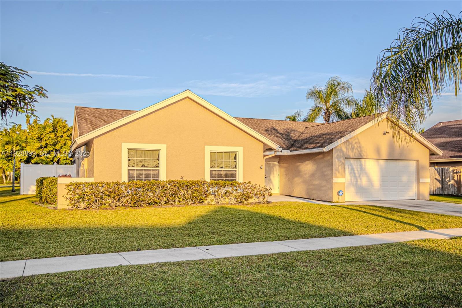 BAY WINDS 4 - Residential