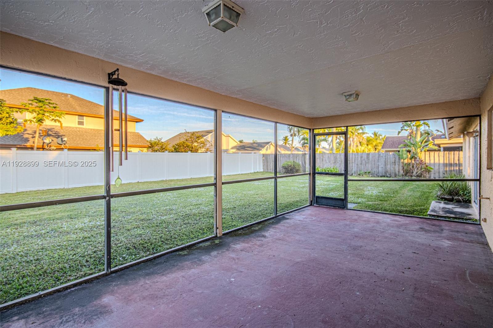 BAY WINDS 4 - Residential