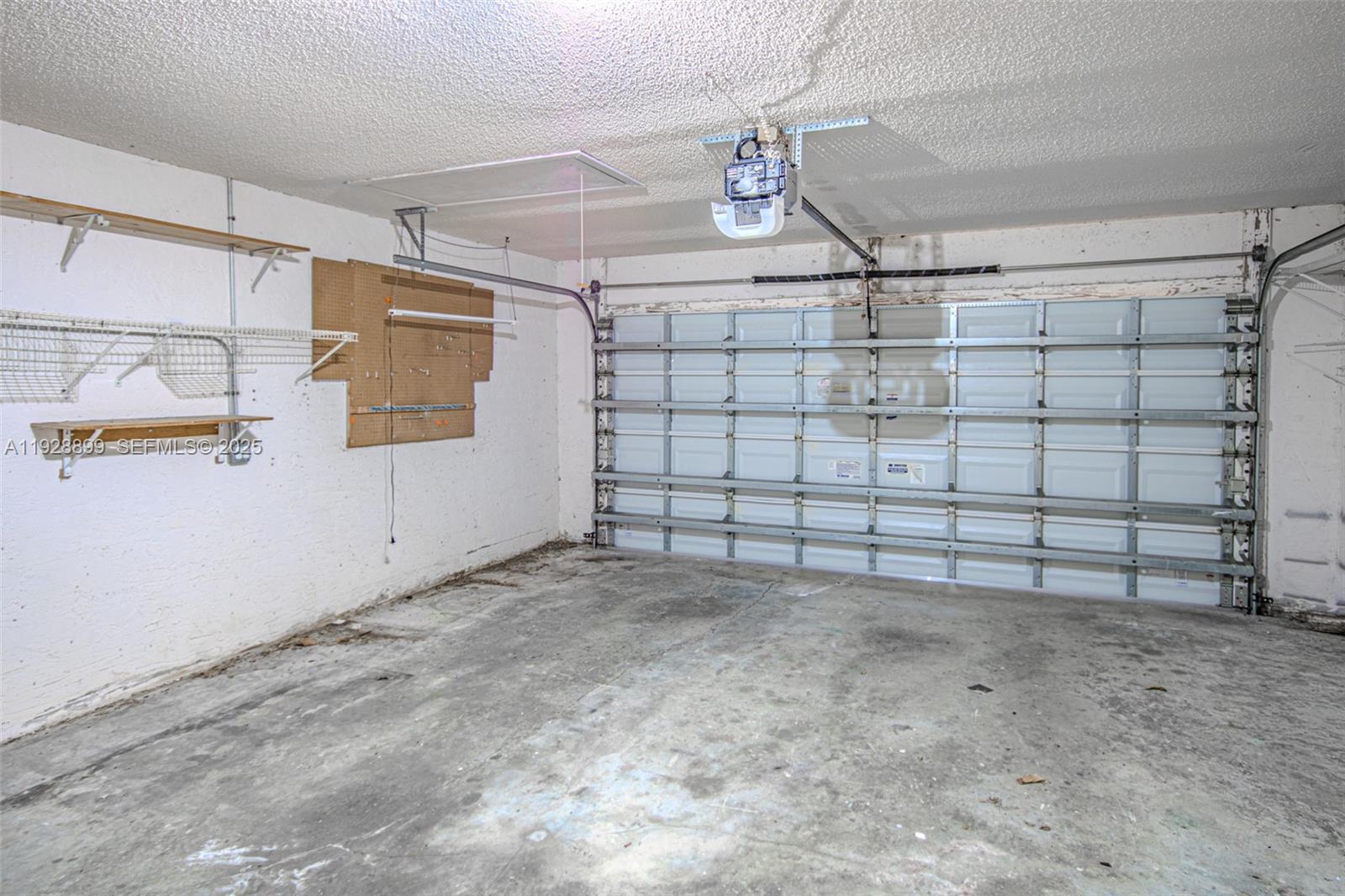 BAY WINDS 4 - Residential