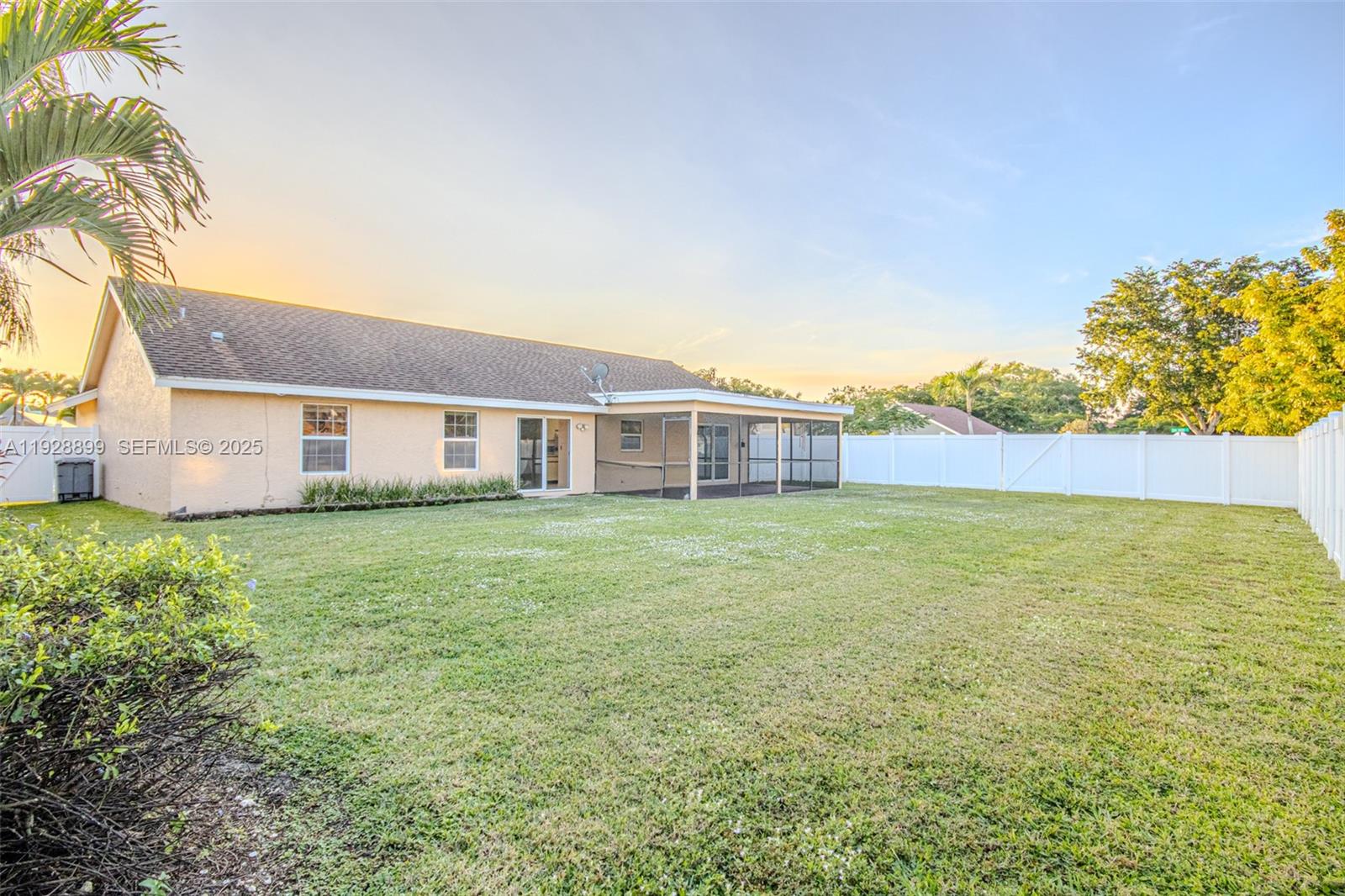 BAY WINDS 4 - Residential