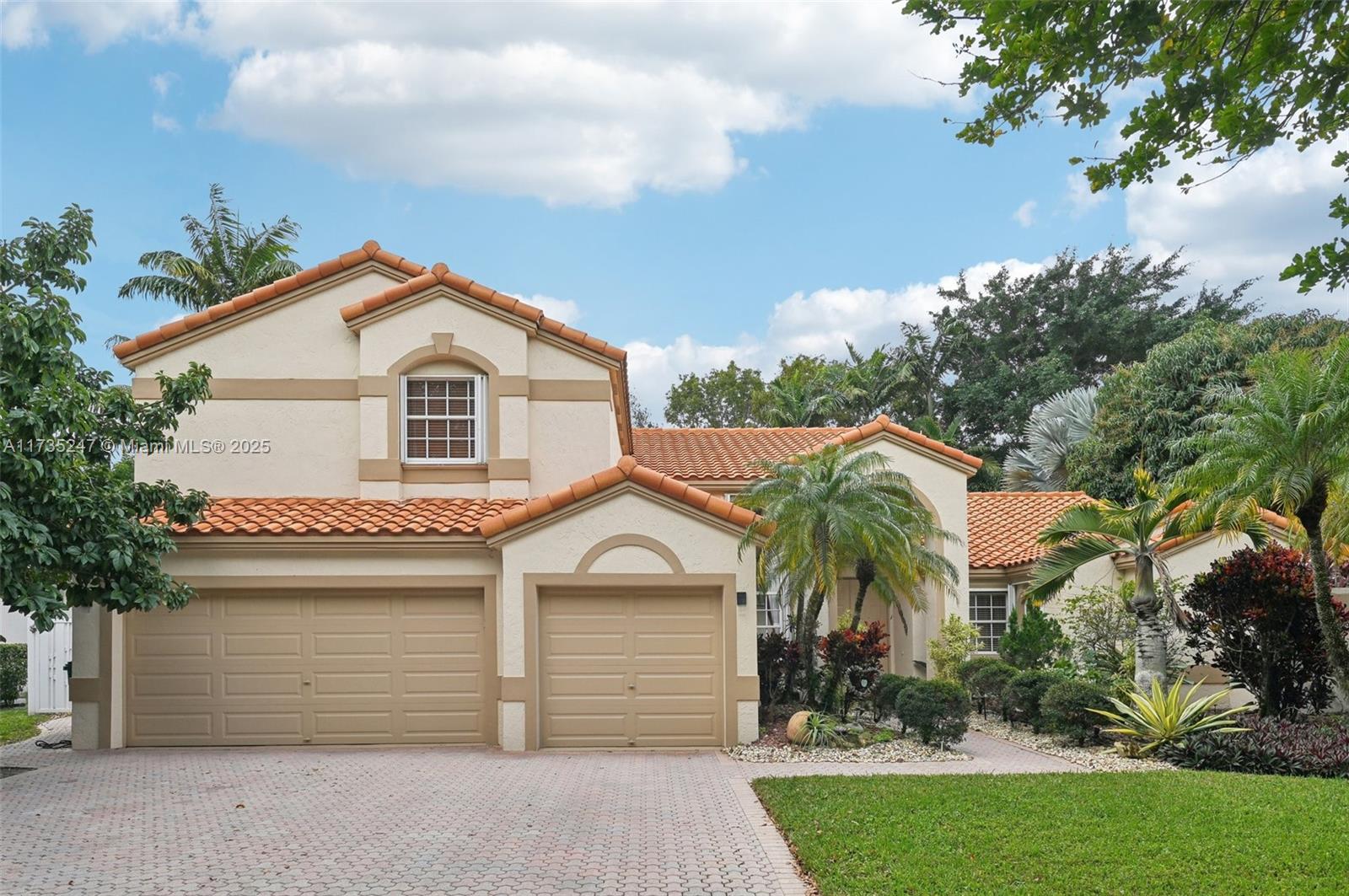 10780 Santa Fe Dr