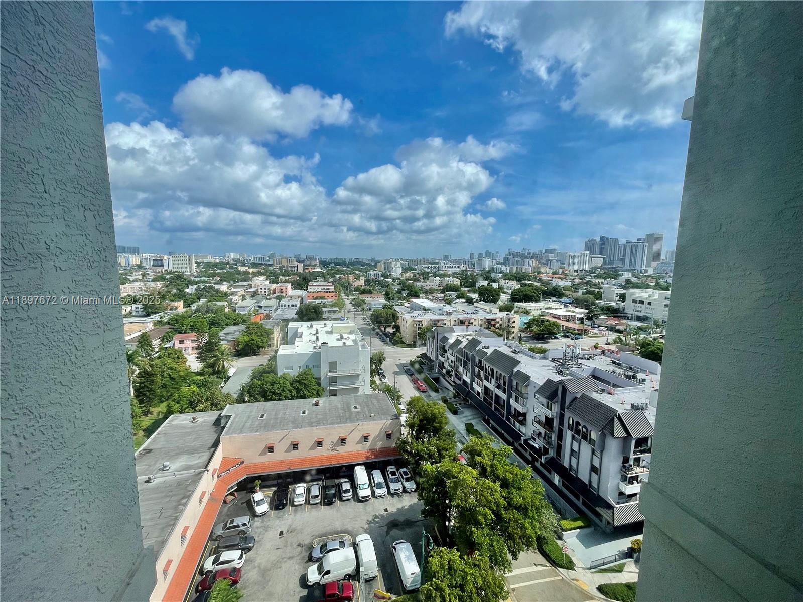 BRICKELL VISTA CONDO - Residential Lease
