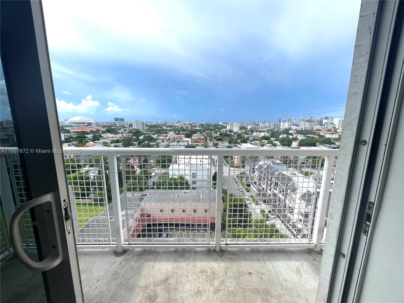 BRICKELL VISTA CONDO - Residential Lease