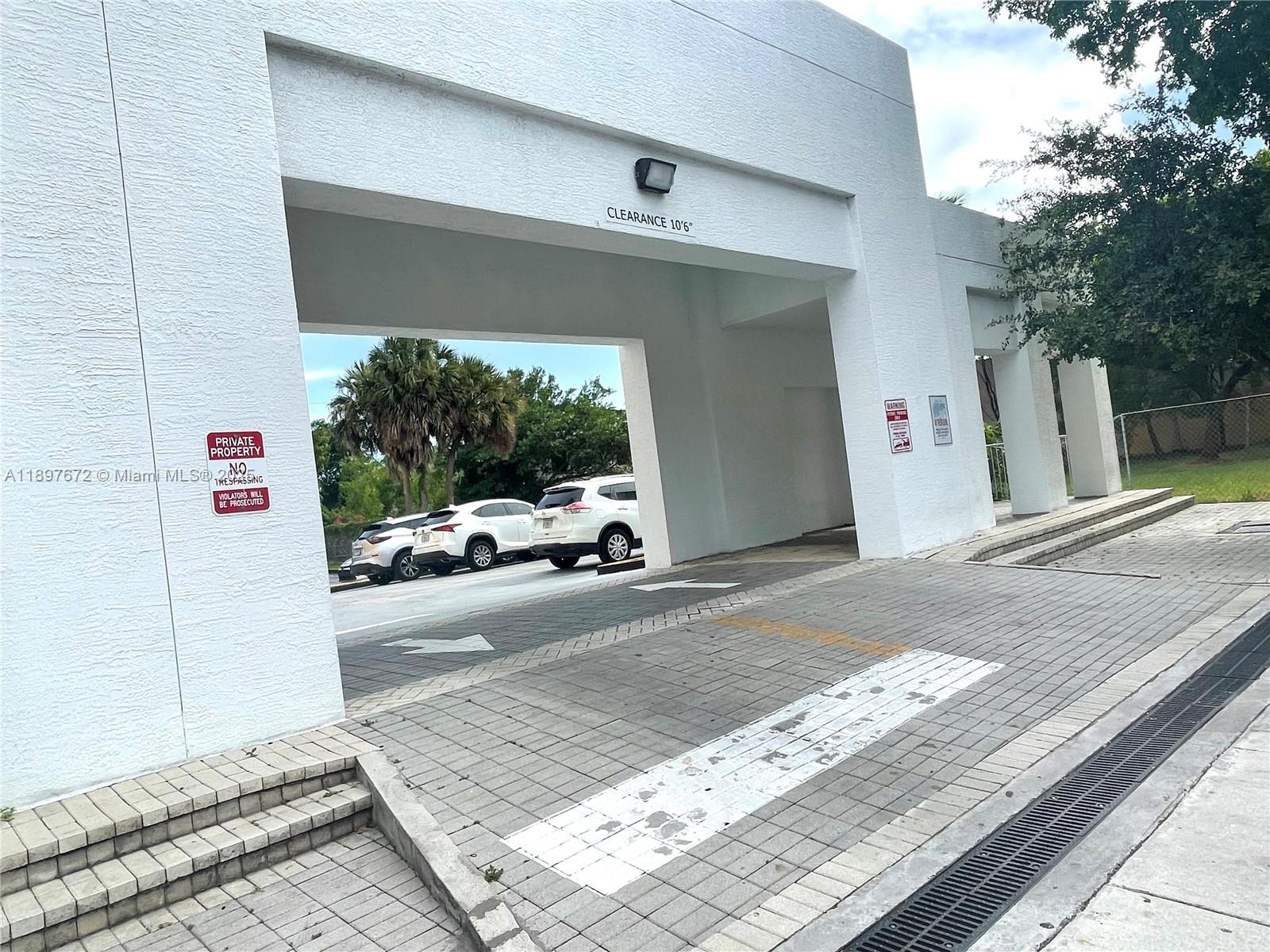 BRICKELL VISTA CONDO - Residential Lease