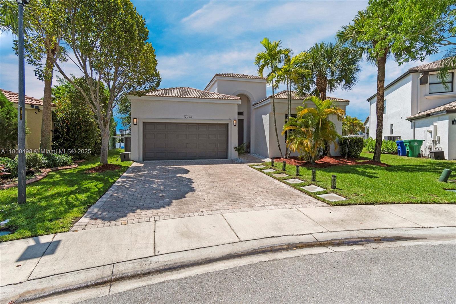 17028 SW 52nd Ct