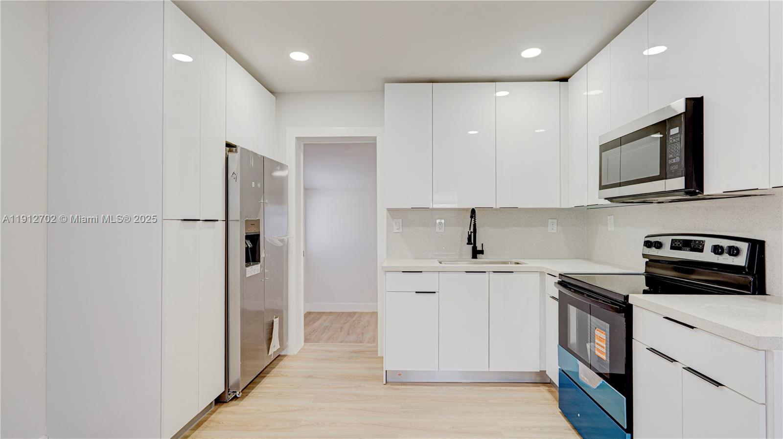 SUNRISE HEIGHTS - Residential Lease