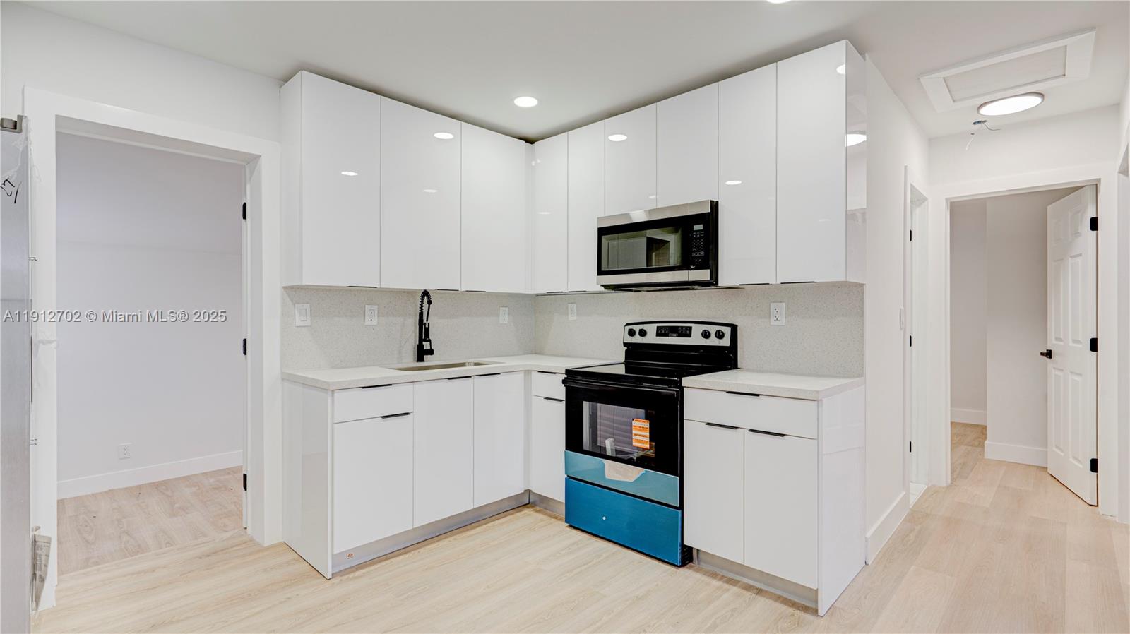 SUNRISE HEIGHTS - Residential Lease