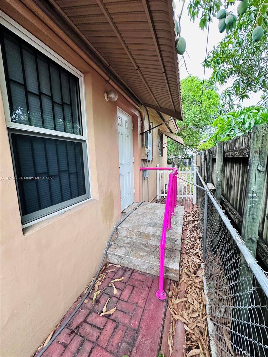 520 NW 23rd Ave