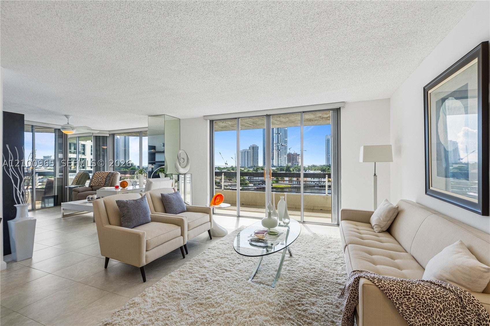 19101 NE 36th Ct 808