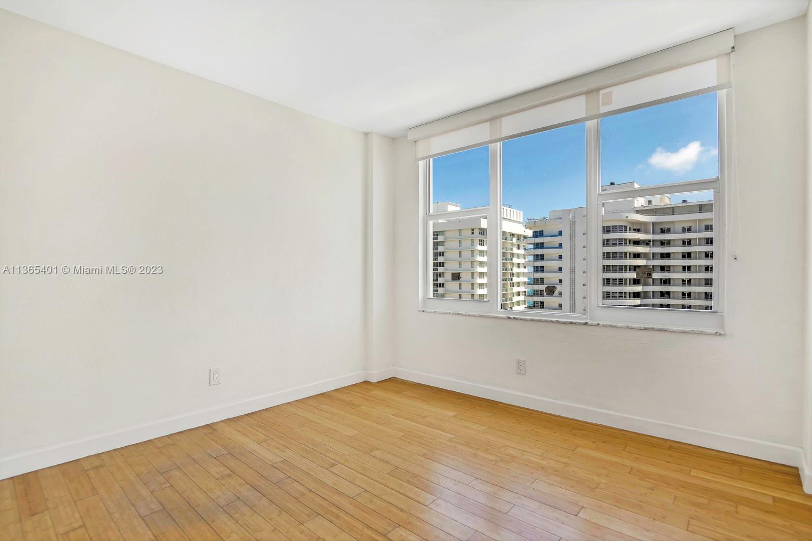 5600 CONDO - Residential