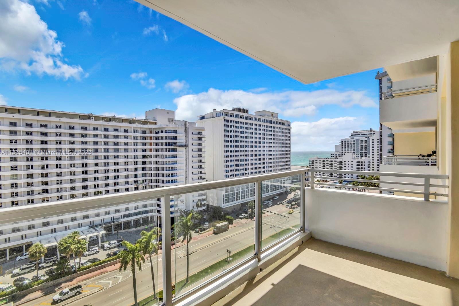 5600 CONDO - Residential