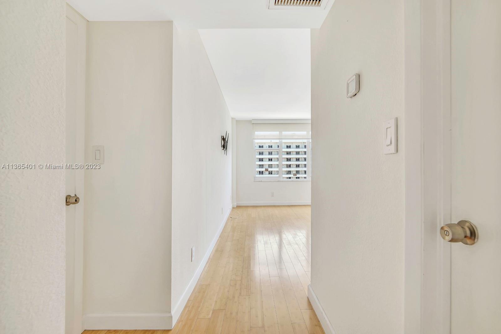 5600 CONDO - Residential