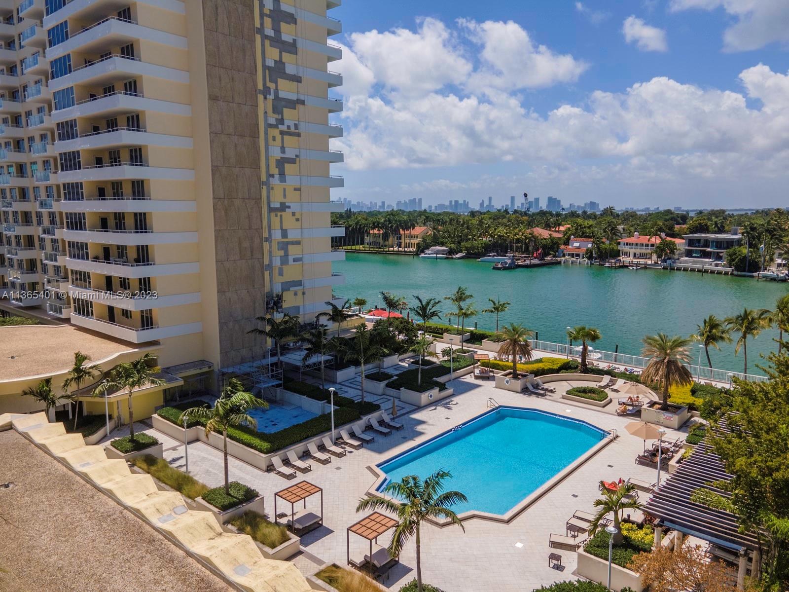 5600 CONDO - Residential