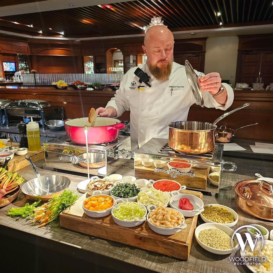 MAYFAIR AT WOODFIELD COUN - Residential