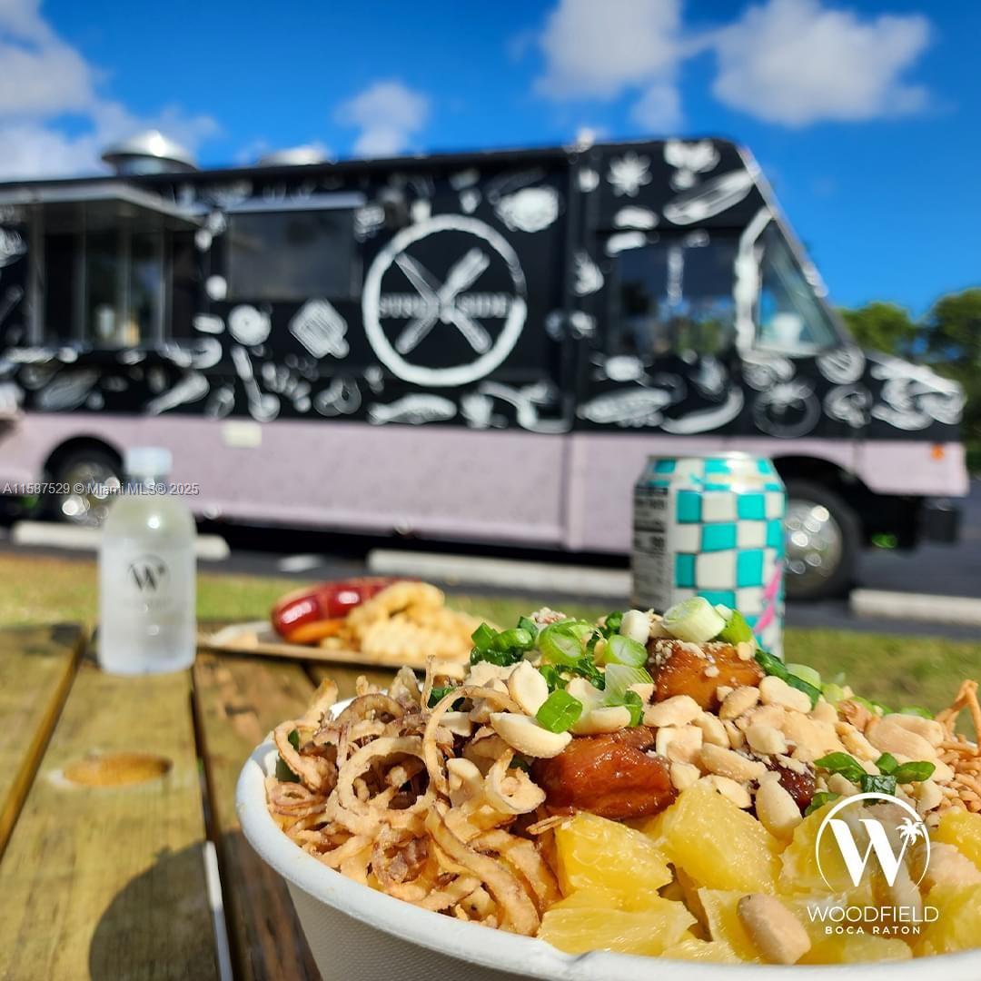 MAYFAIR AT WOODFIELD COUN - Residential