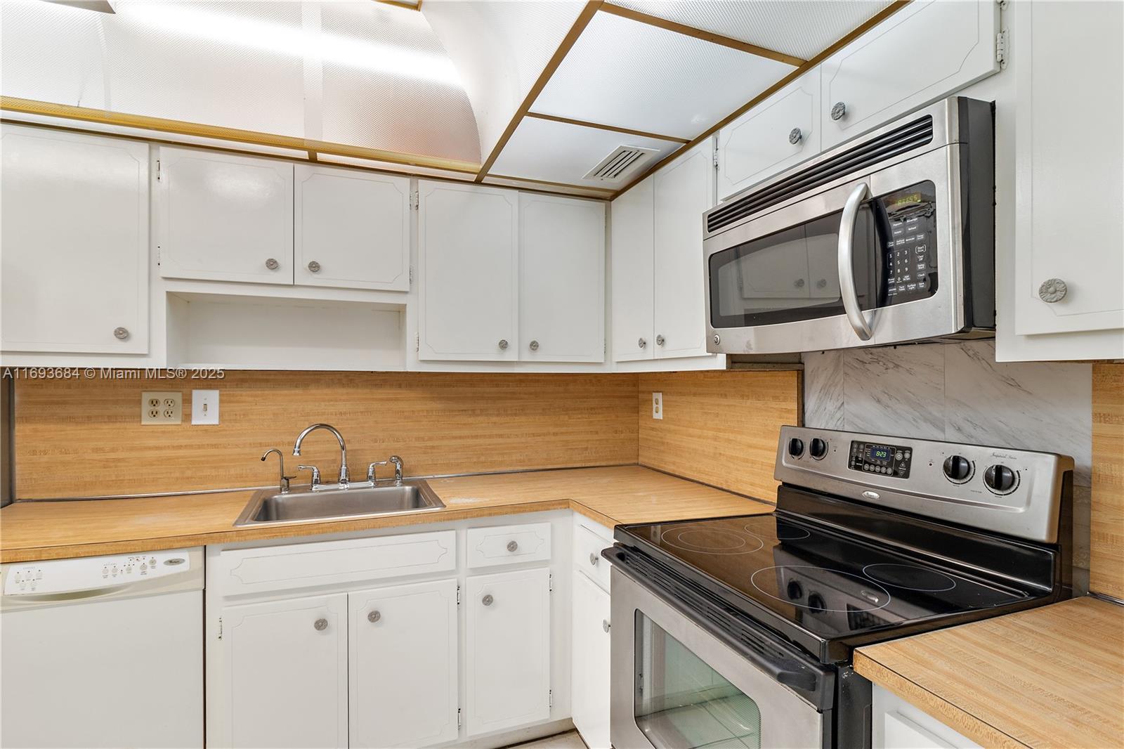 1475 TERRA TOWERS CONDO - Residential