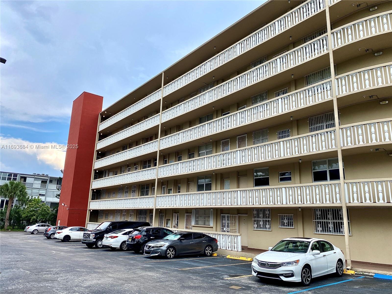 1475 TERRA TOWERS CONDO - Residential