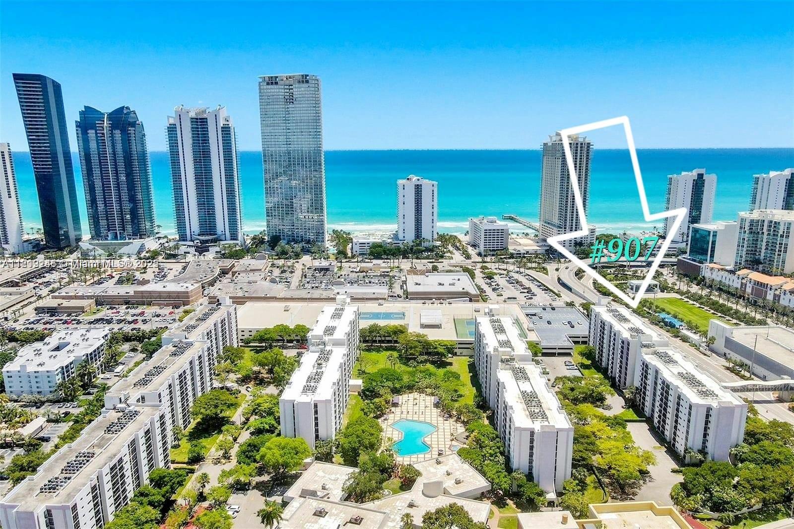 16909 N Bay Rd 907, Sunny Isles Beach, Miami-Dade County, Florida - 1 Bedrooms  
2 Bathrooms - 