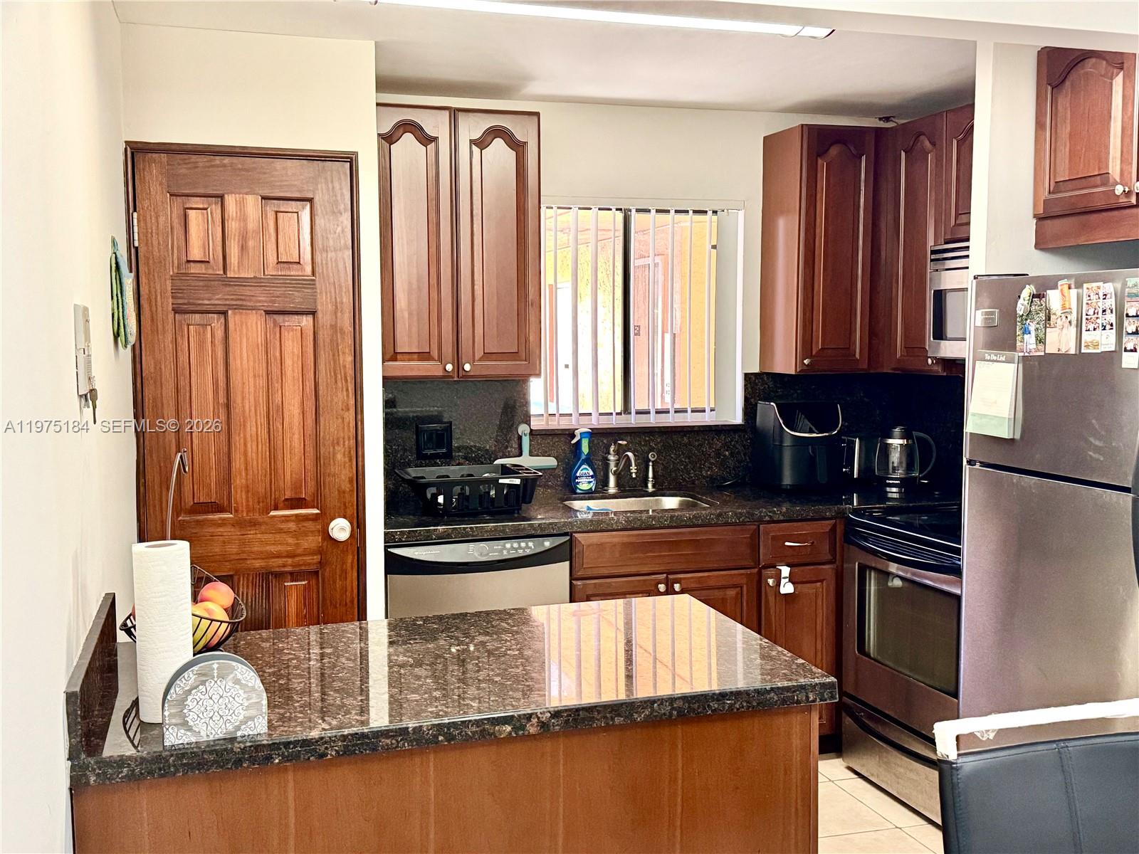 COURTYARDS AT DAVIE CONDO - Residential