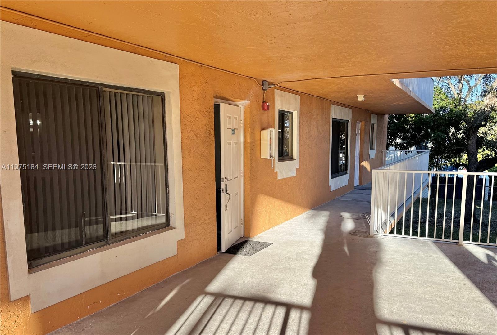 COURTYARDS AT DAVIE CONDO - Residential