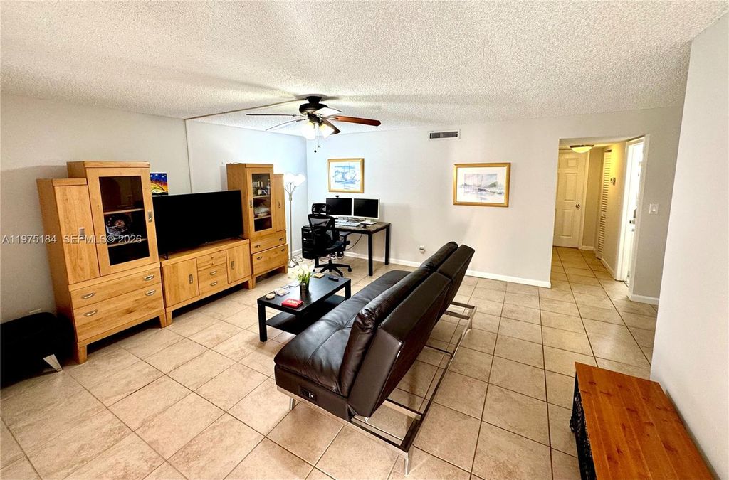 Photo of 6900 SW 39th St #207J, Davie, FL 33314 (MLS # A11975184)