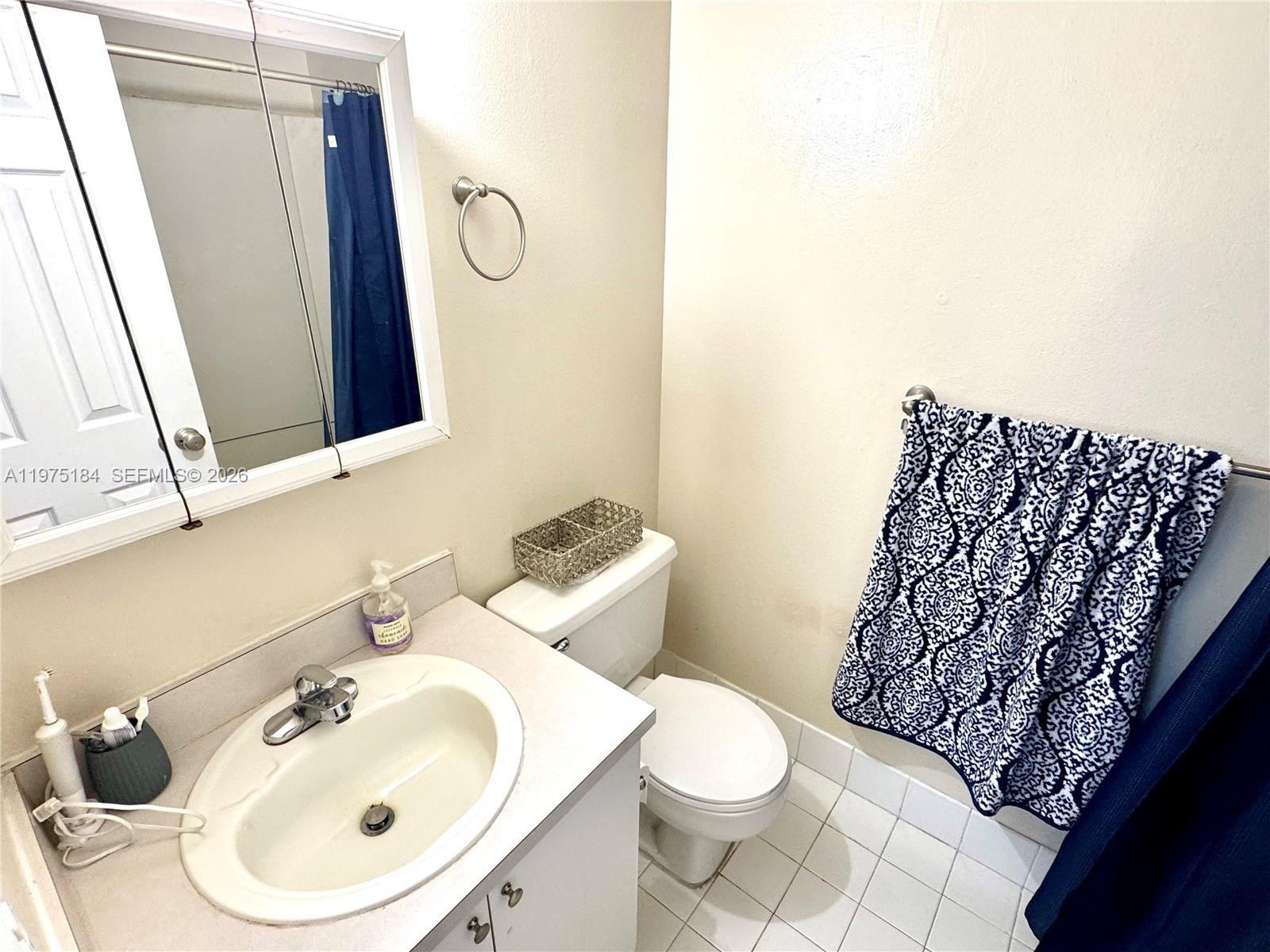 COURTYARDS AT DAVIE CONDO - Residential