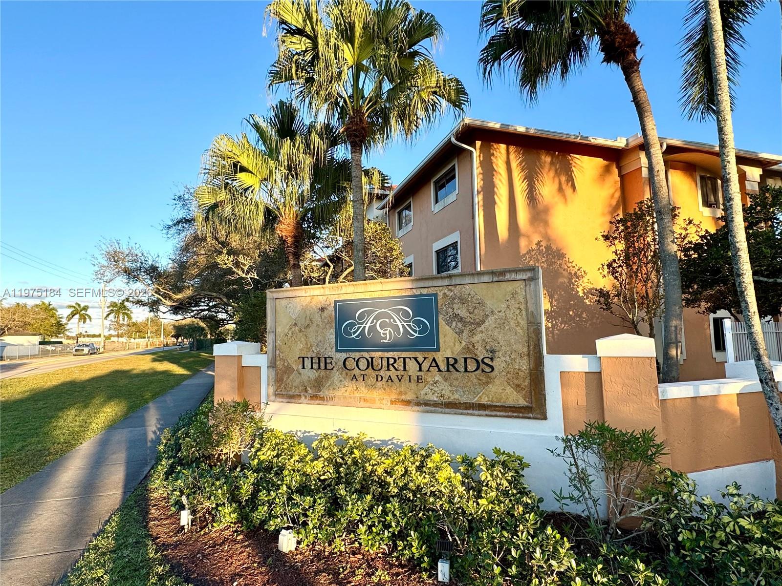 COURTYARDS AT DAVIE CONDO - Residential