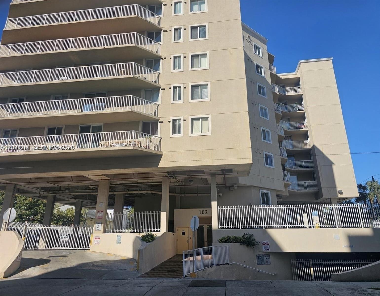 THE CITADEL CONDO - Residential