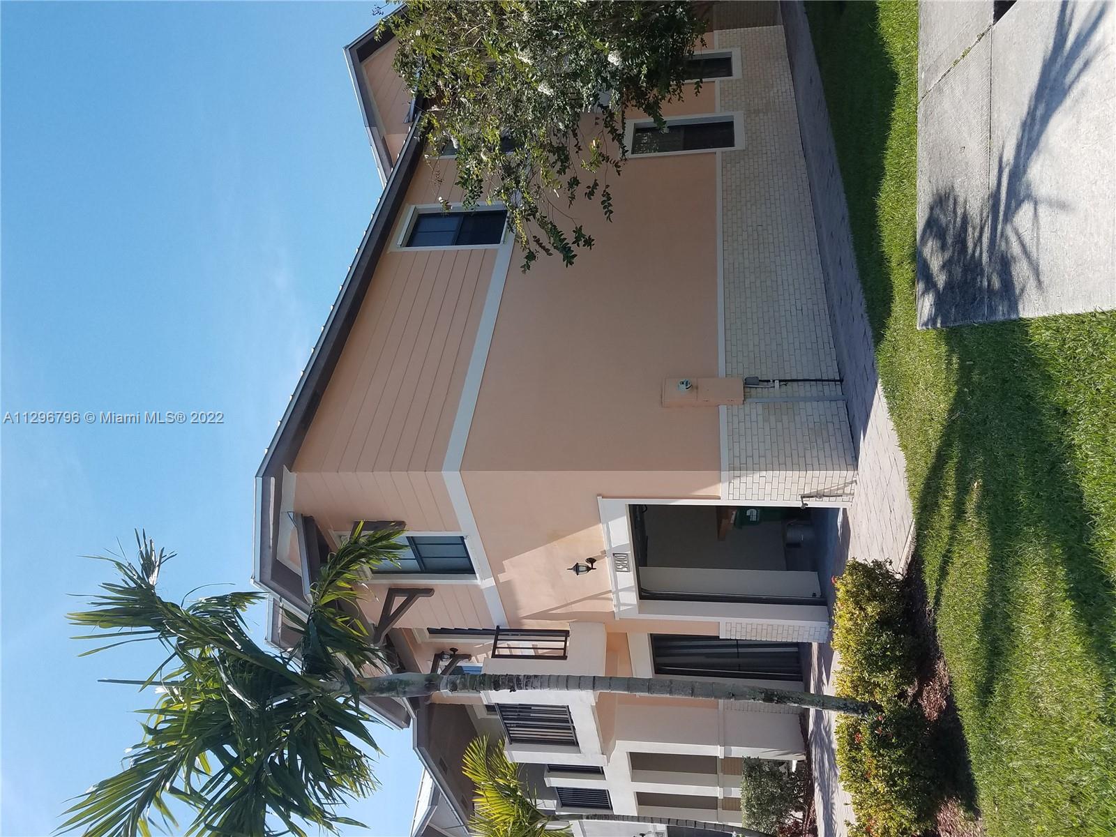 DORAL CAY - Residential Lease