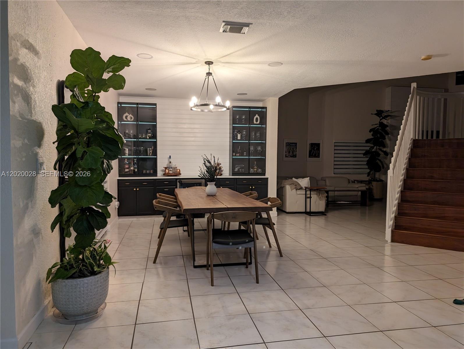 CARMENS PLACE - Residential