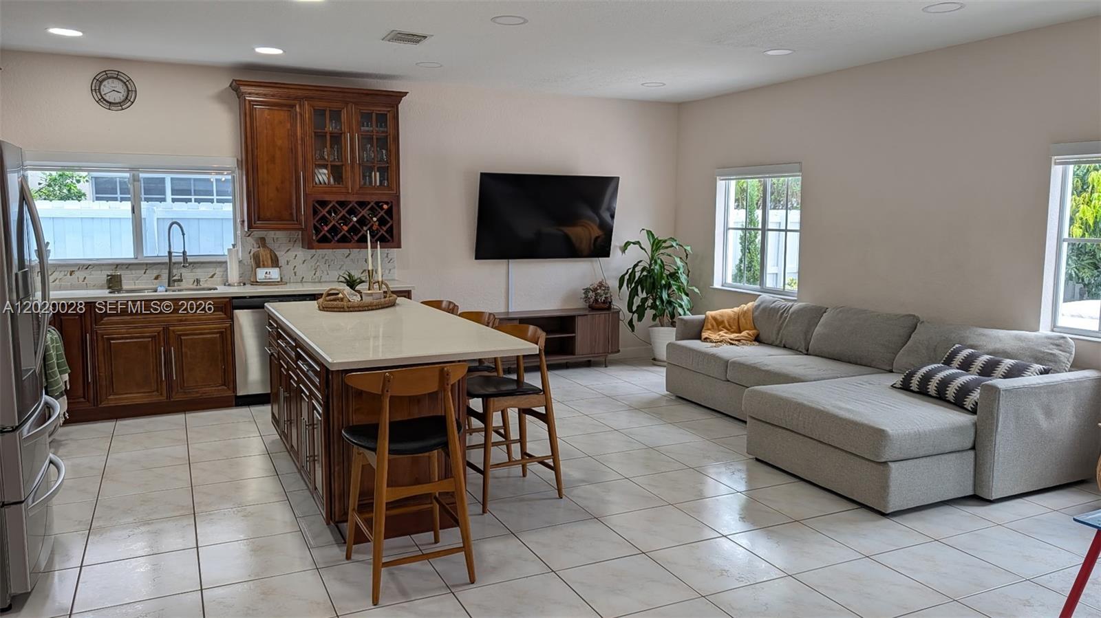 CARMENS PLACE - Residential