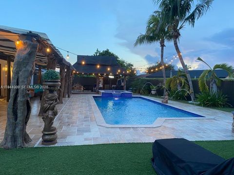 4872 SW 140th Ave Miami FL 33175