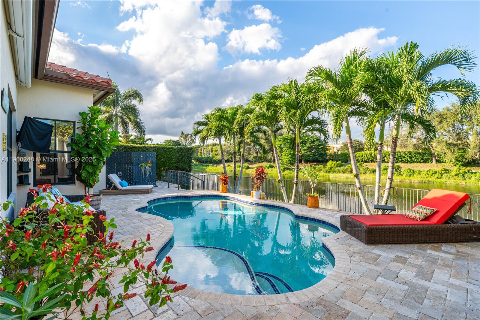 MONTERRA - Residential