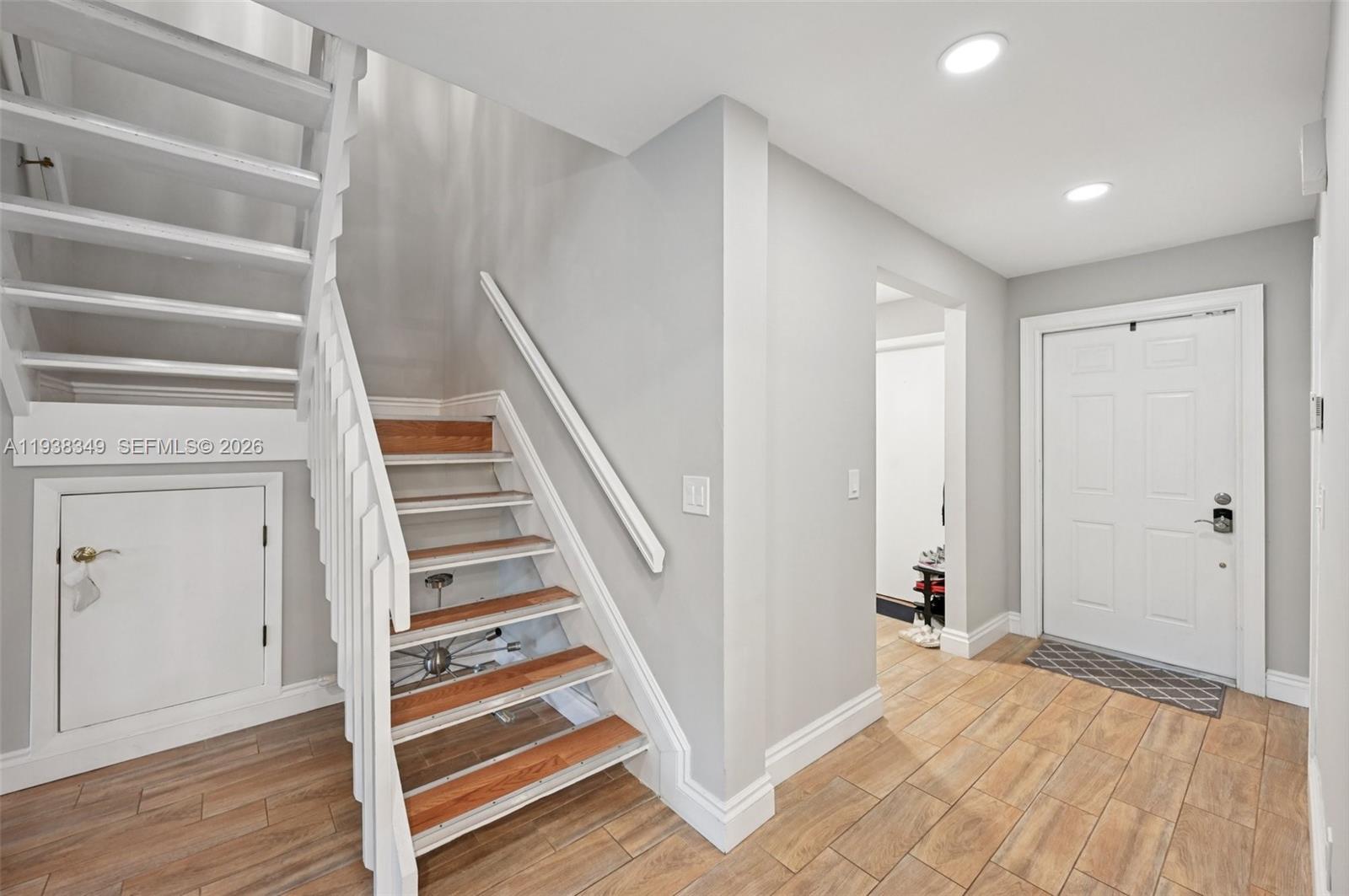 LAKES OF DEER CREEK - Residential