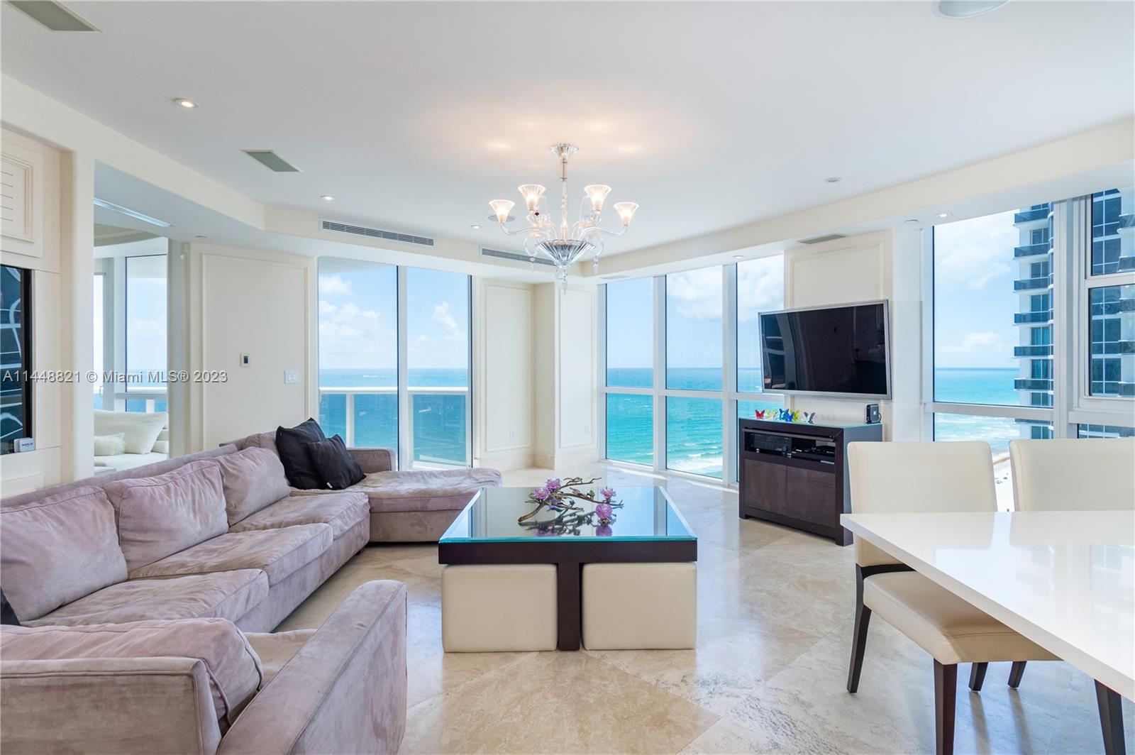 TRUMP ROYALE CONDO - Residential